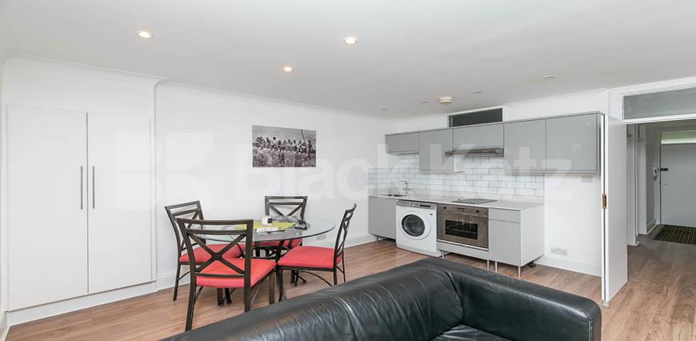 			NEW INSTRUCTION!, 2 Bedroom, 1 bath, 1 reception Apartment			 Wicklow Street, KINGS CROSS